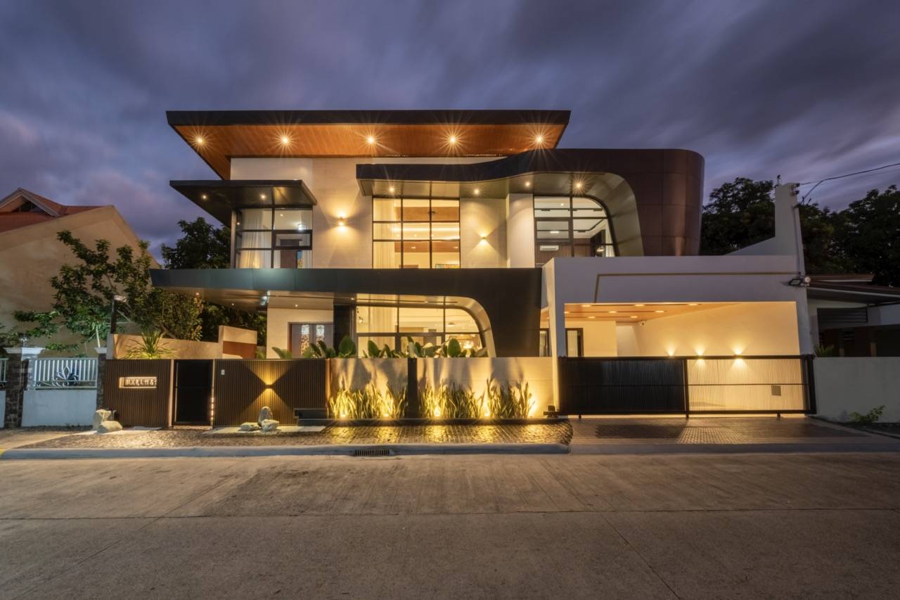 Elanhouse